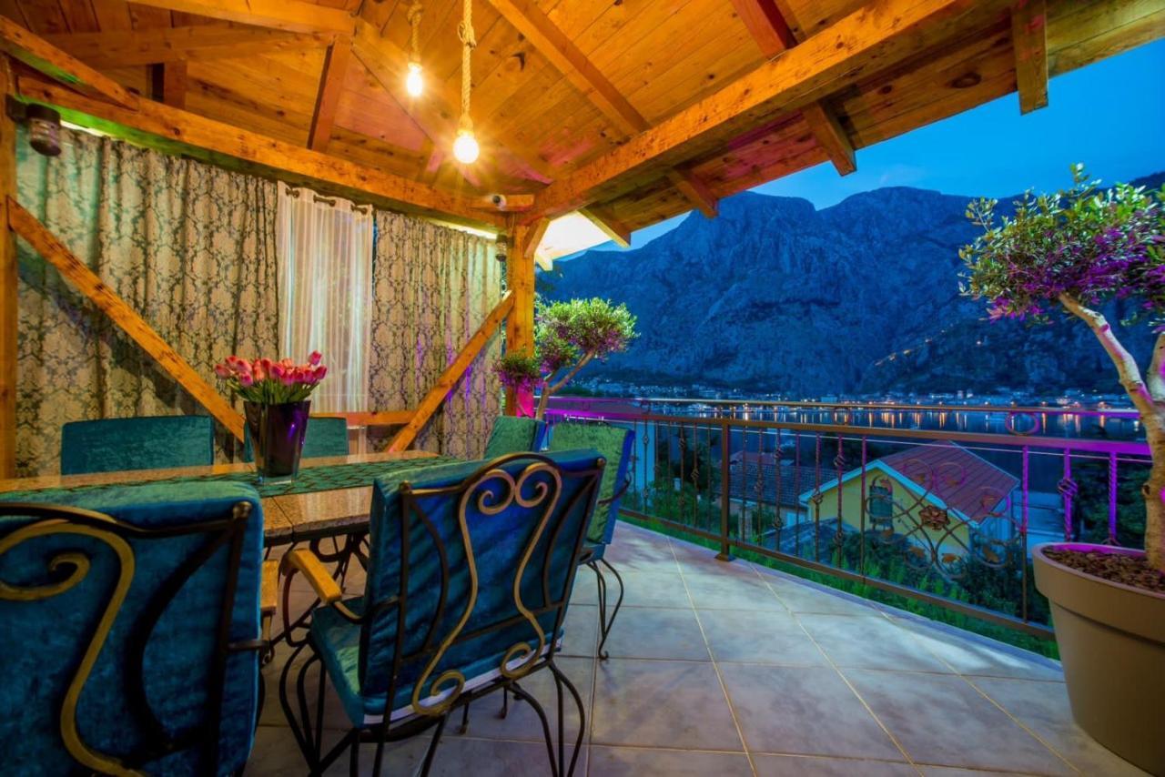 Villa Sun Castle Kotor Buitenkant foto